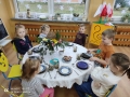 Zdjęcie: Przygotowanie do Świąt Bożego Narodzenia w grupie „Borowiki”